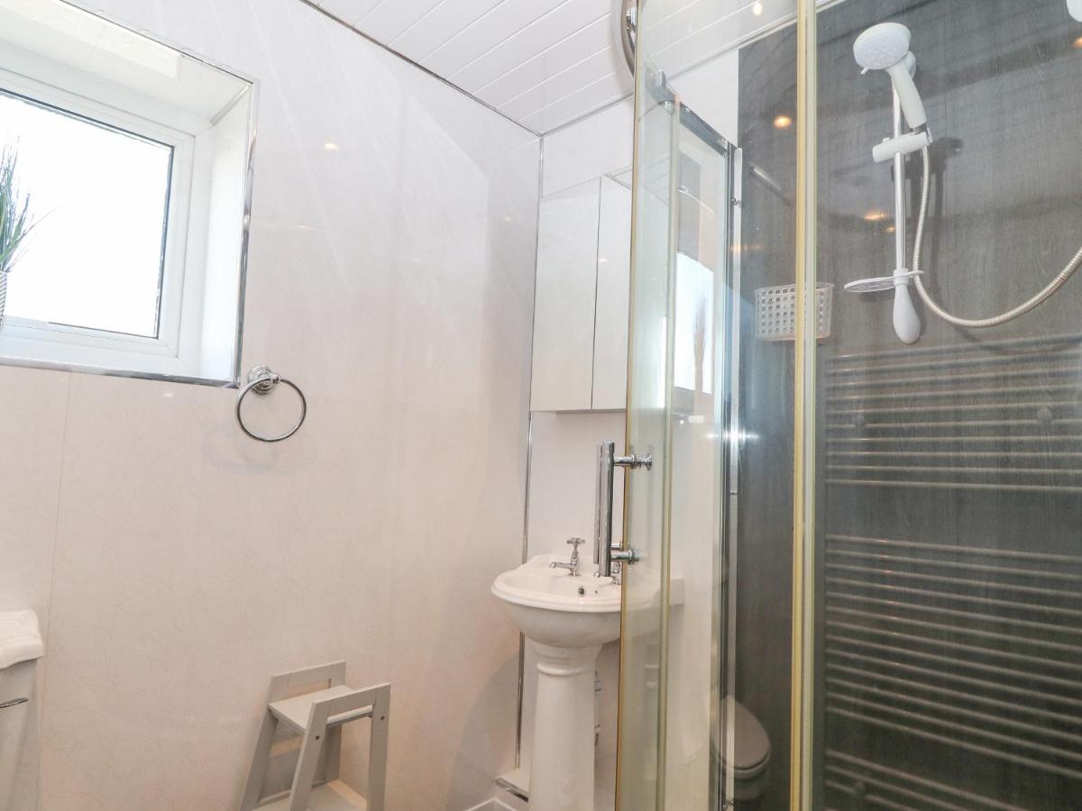 Artro Villa Cemaes Bay Ngoại thất bức ảnh